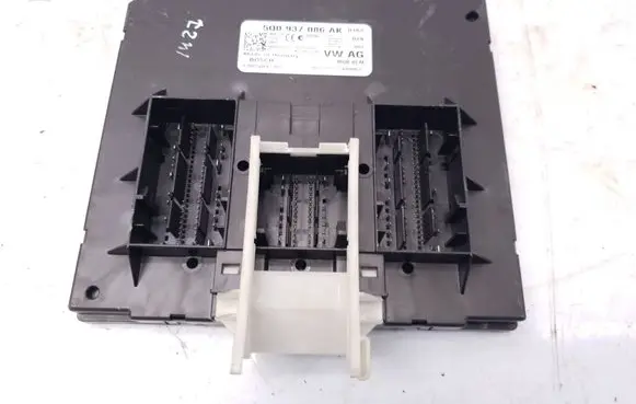 Volkswagen Golf VII Comfort/convenience module 5Q0937086AK 16304000JS F005V01739