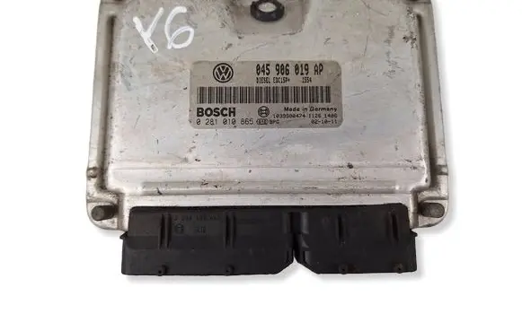 Volkswagen Polo IV 9N3 Engine control unit/module 045906019AP 0281010865
