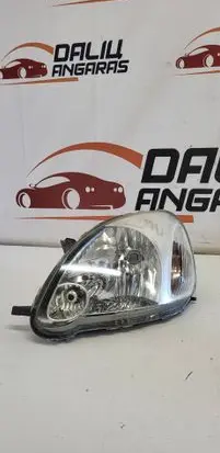 Toyota Yaris Headlight/headlamp