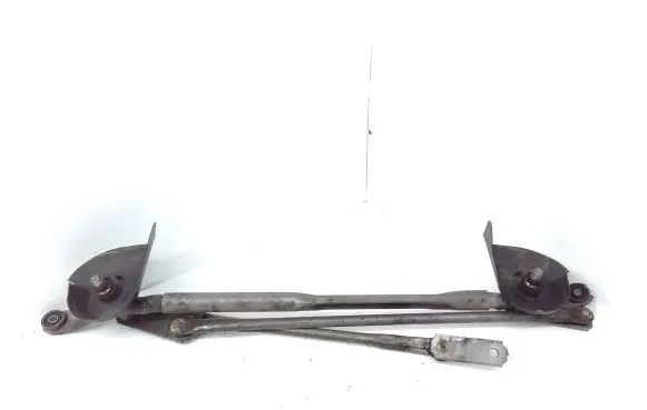 Mitsubishi Outlander Front wiper linkage 