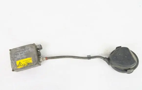 BMW 7 E38 Headlight ballast module Xenon 5DV00776001