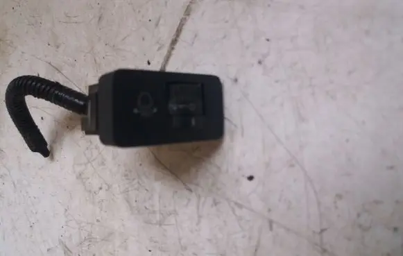 Honda FR-V Headlight level height control switch M20010HJSS5A