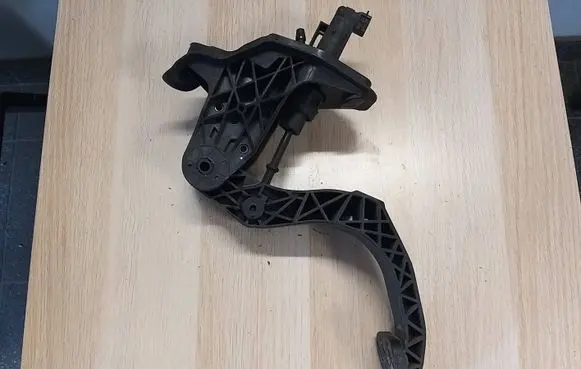 Skoda Rapid (NH) Clutch pedal 6C1721059G
