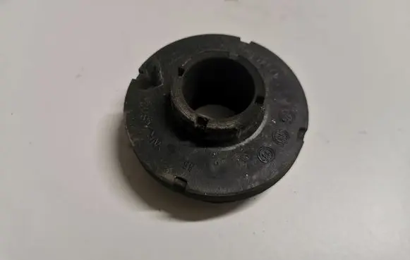 Audi Q5 SQ5 Rear coil spring rubber mount 8K0512297E