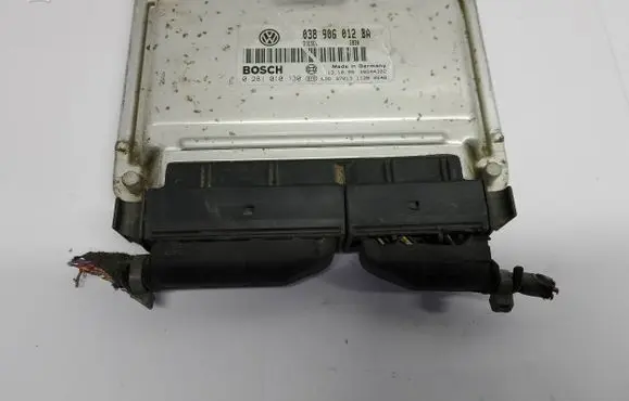 Skoda Octavia Mk1 (1U) Engine control unit/module 038906012BA