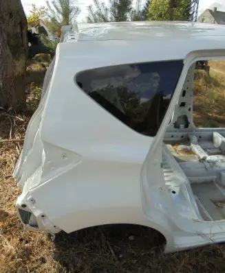 Nissan Note (E12) Rear quarter panel 