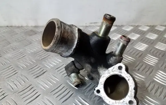 Jeep Cherokee III KJ Engine coolant pipe/hose 91092213F