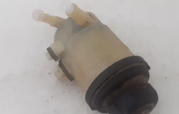 KIA Carnival Power steering fluid tank/reservoir 571504D000
