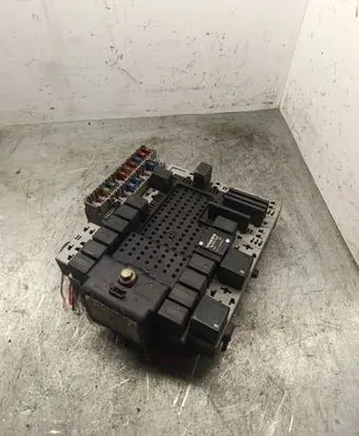 Volvo V70 Fuse box set 8645410