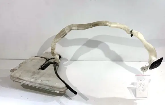 BMW 5 F10 F11 Windshield washer fluid reservoir/tank 8050439