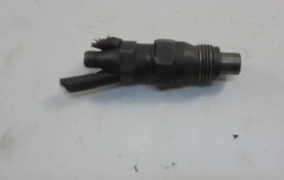 Renault Megane I Fuel injector KCA17S42