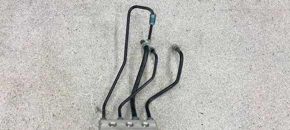 BMW M6 Brake line pipe/hose 6783530 2284212 2284213