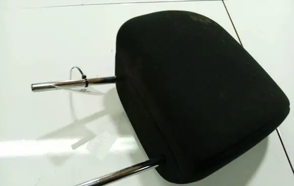 Toyota Aygo AB10 Front seat headrest 