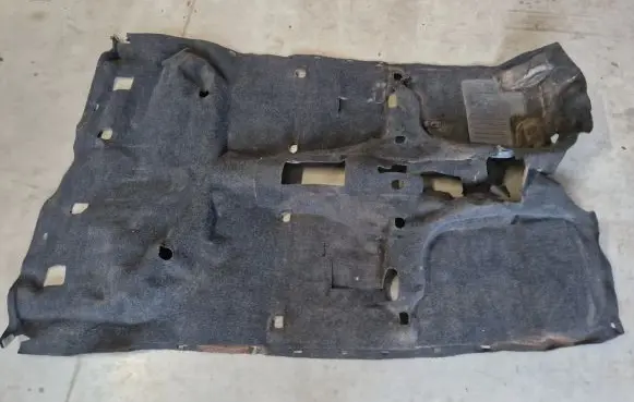Mitsubishi L200 Interior carpet 