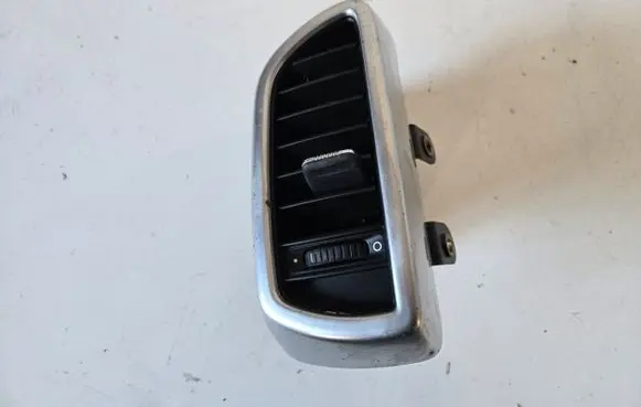 Porsche Cayenne (92A) Dashboard side air vent grill/cover trim 7P5819704D