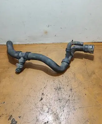 Volvo V70 Engine coolant pipe/hose 