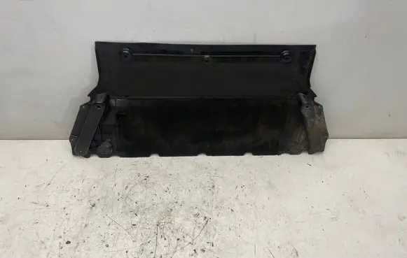 Audi RS5 Engine splash shield/under tray 8W0863821F