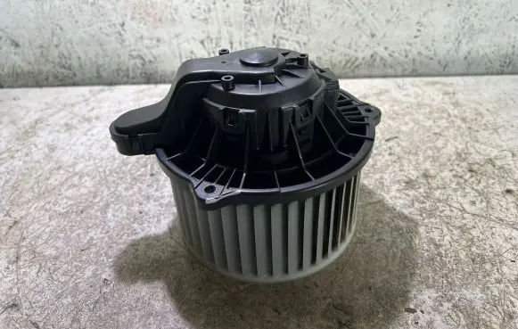 KIA Ceed Heater fan/blower F00S3B2474 R0CC1 140418