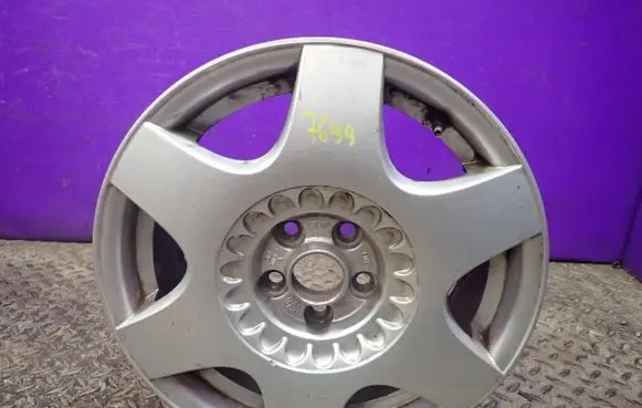 Volkswagen New Beetle R16 alloy rim 1C0601025A