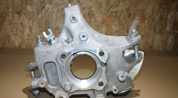 Volvo EX30 Rear wheel hub spindle/knuckle 69891S1C