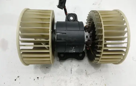 Land Rover Range Rover L322 Heater fan/blower 641183855589 0765017212