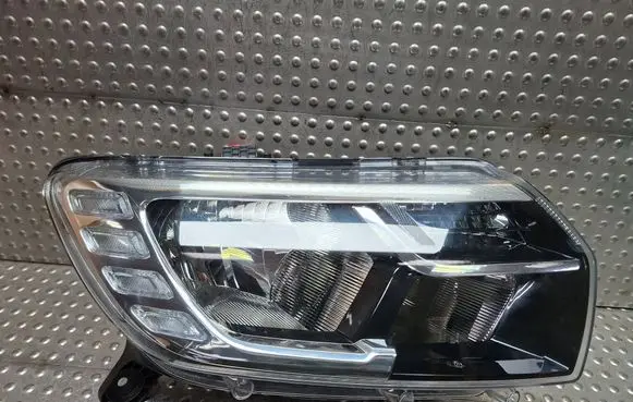 Dacia Sandero II Headlight/headlamp S26282666 260103529R