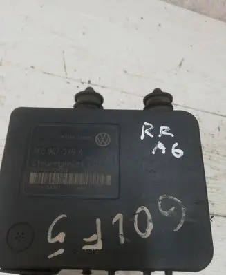 Volkswagen Golf V ABS Pump