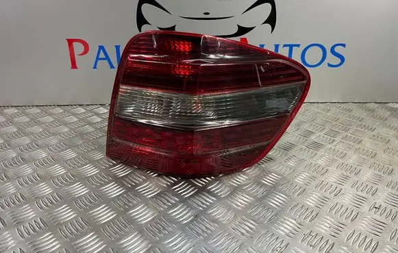 Rear/tail lights