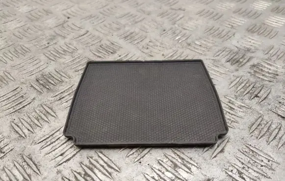 Mercedes-Benz GLE (W166 - C292) Glove box pad A1666890000