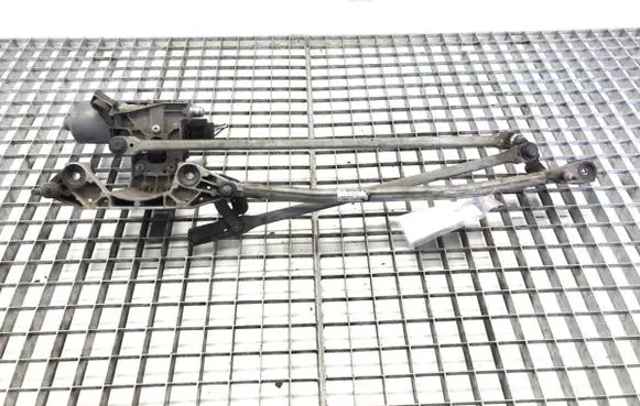 Front wiper linkage and motor
