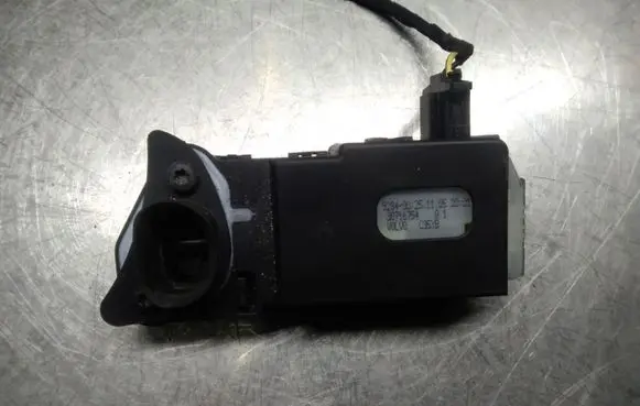 Volvo S40 Fuel tank cap lock 30716754 C95YB