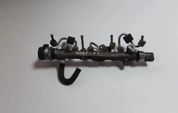 Volkswagen Golf VII Fuel main line pipe 04L089B