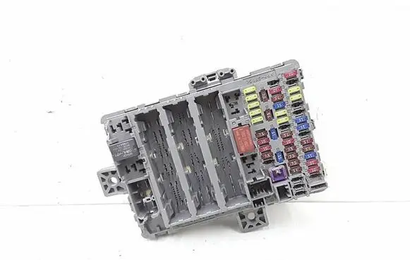 Honda Civic IX Fuse module 16RA000021 116RA000021