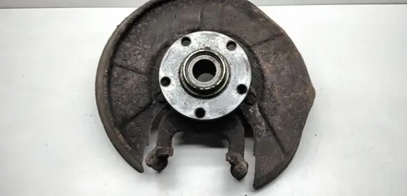 Audi A6 S6 C5 4B Rear wheel hub