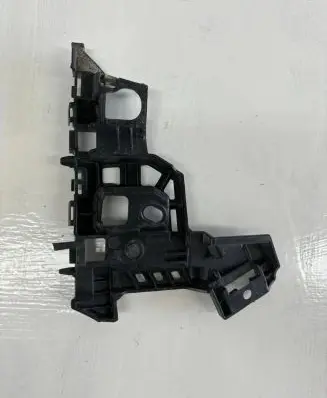 Opel Astra K Front bumper mounting bracket 39020433