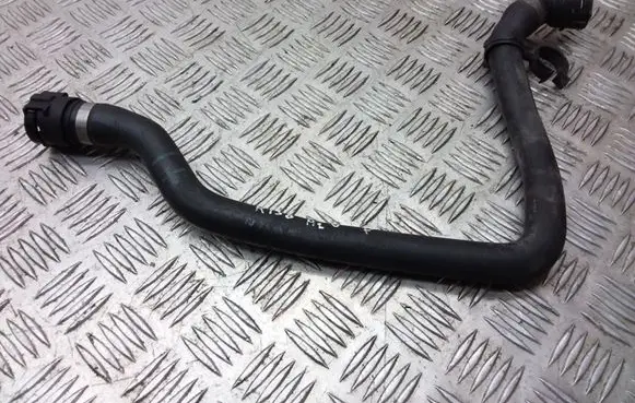 BMW 7 E65 E66 Engine coolant pipe/hose