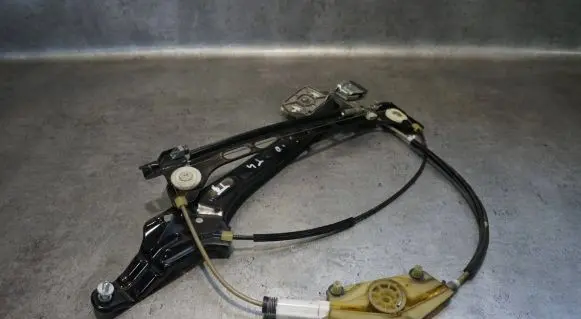 Audi TT TTS Mk2 Front door window regulator with motor 