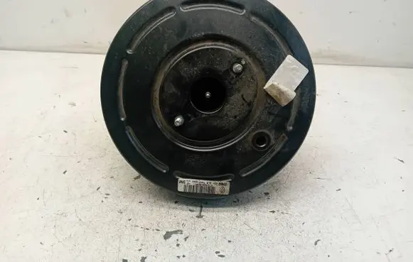 Renault Megane III Brake booster 472100005R 63104A0593