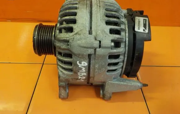 Volkswagen Touareg I Generator/alternator LRA02346 9MB21