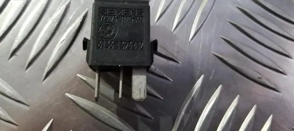 BMW 5 E34 Other relay 61361393412 61.36-1393412