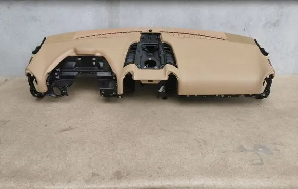 Porsche Cayenne (92A) Dashboard