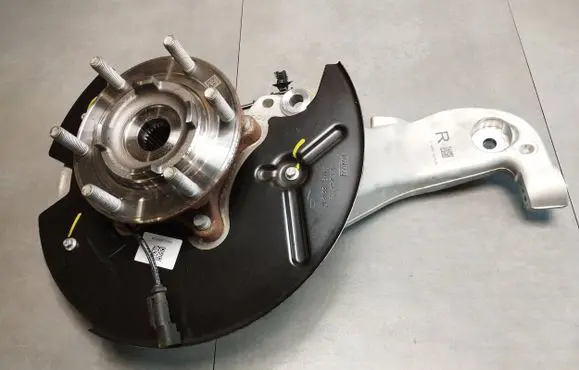 Volkswagen Amarok II Front wheel hub spindle knuckle MB3C3K170EA