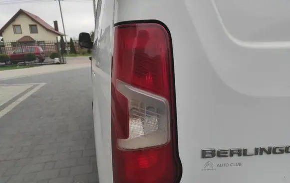 Citroen Berlingo Rear/tail lights 9819235880
