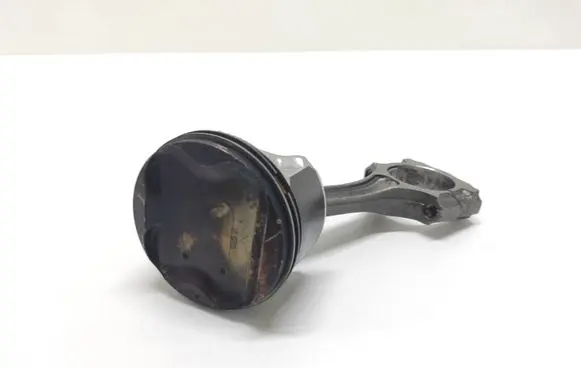 Honda Jazz Piston with connecting rod D33Y