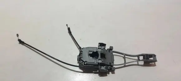 Volvo V50 Front door lock