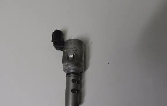 Ford C-MAX II Valve oil control 4M5G6L713AE VD1318