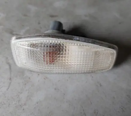 Hyundai Tucson JM Front fender indicator light E130150290