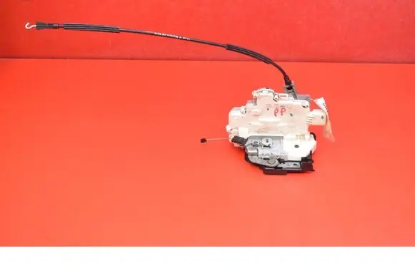 Seat Leon (1P) Front door lock