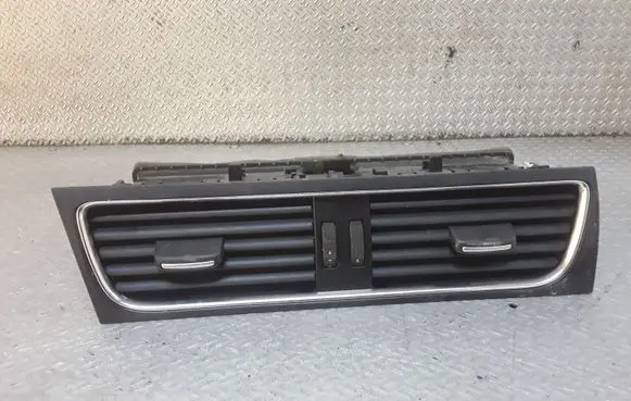 Audi A5 8T 8F Dash center air vent grill 8T1820951B