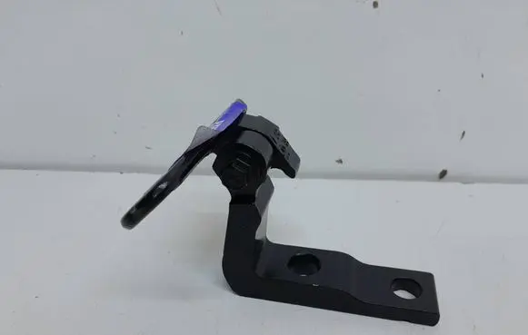 Volvo XC90 Front door upper hinge 31424592 31424586